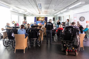 Ældrecenter munkebo - dukketeater arrangement for alle